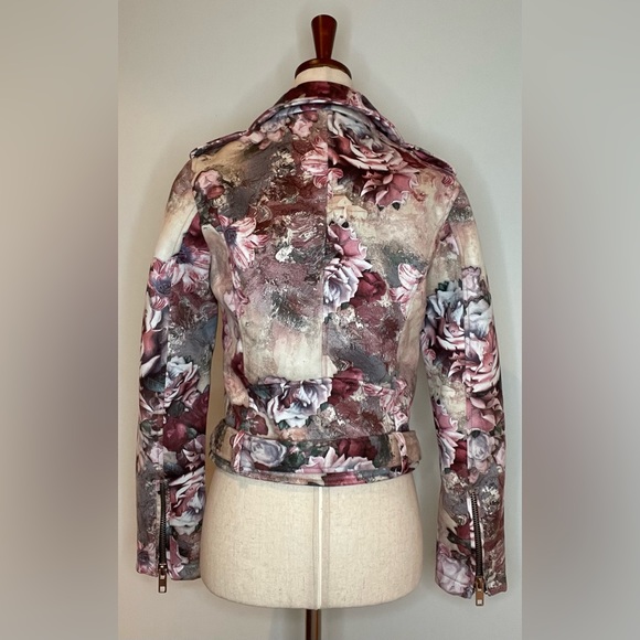 Zara Moto jacket w/ belt - Picture 3 of 9